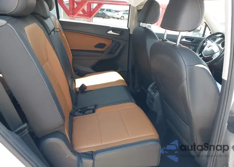 2019 Volkswagen Tiguan 2.0T Se/2.0T Sel/2.0T Sel R-Line/2.0T Sel R-Line Black from USA, damaged, VIN 3VV3B7AX4KM063938